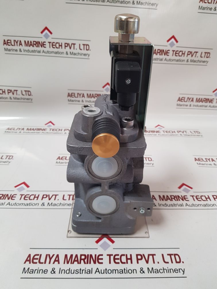 Aventics 3711100200 Directional Control Valve
