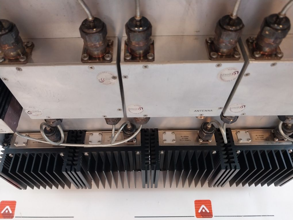 Axell Wireless 40-167504 (Without Body Cover)