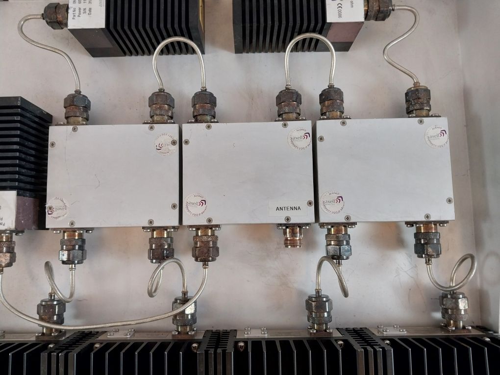 Axell Wireless 40-167504 (Without Body Cover)