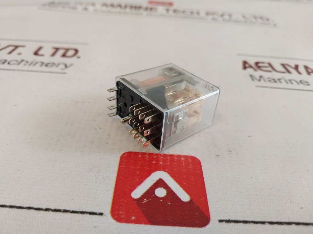 Axicom V23003-b0037-c110 Plug-in Relay 1724