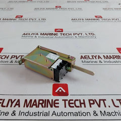 Axt-1Ab Auxiliary Switch
