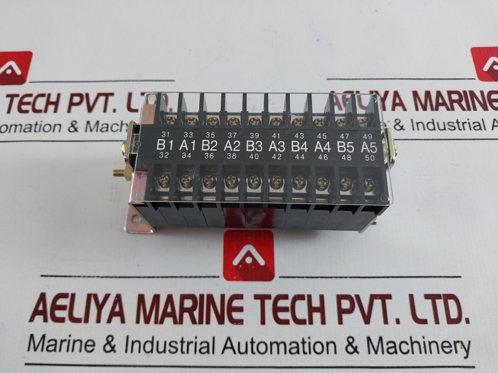 Axt-1Ab Auxiliary Switch