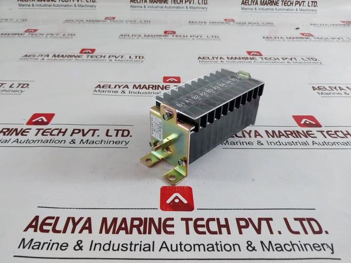 Axt-1Ab Auxiliary Switch