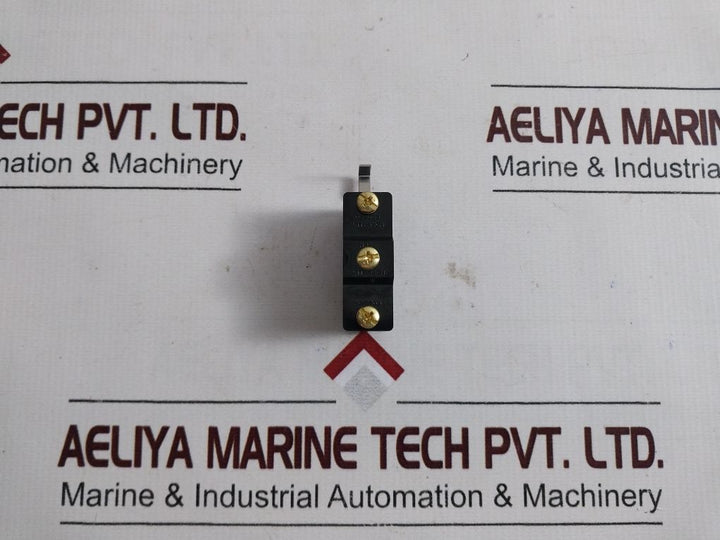 Lot Of 2X Azbil Bz-2Rw0214-t4-j Micro Limit Switch