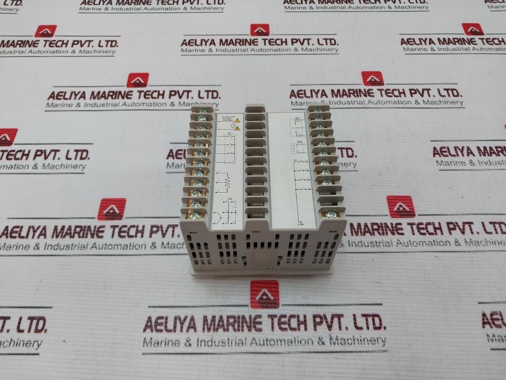 Azbil C36Tr1Ua2100 Digital Temperature Controller