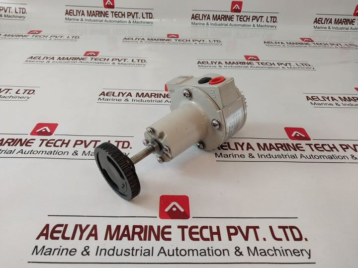Azbil Kz03-2A Air Regulator
