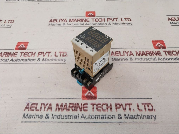 Azbil Panasonic C15Sr0Ta0400 Digital Controller With Base At8-df11K
