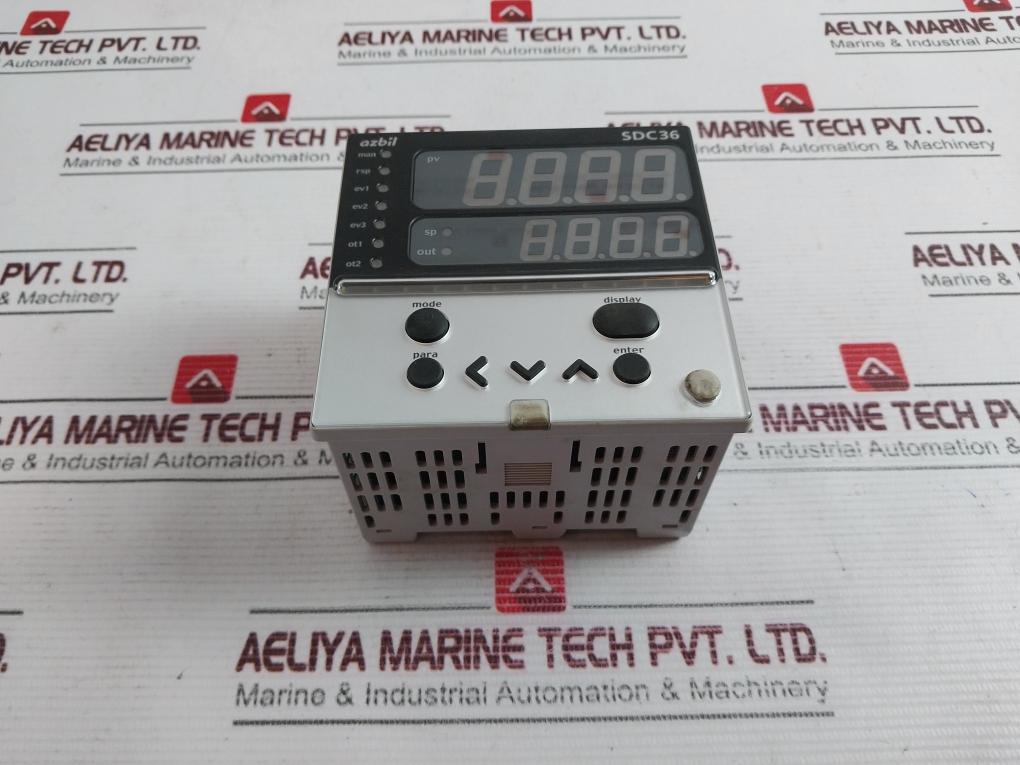 Azbil Sdc36 Digital Indicating Controller Ac100-240V 50/60Hz