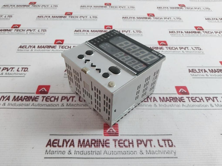 Azbil Sdc36 Digital Indicating Controller Ac100-240V 50/60Hz