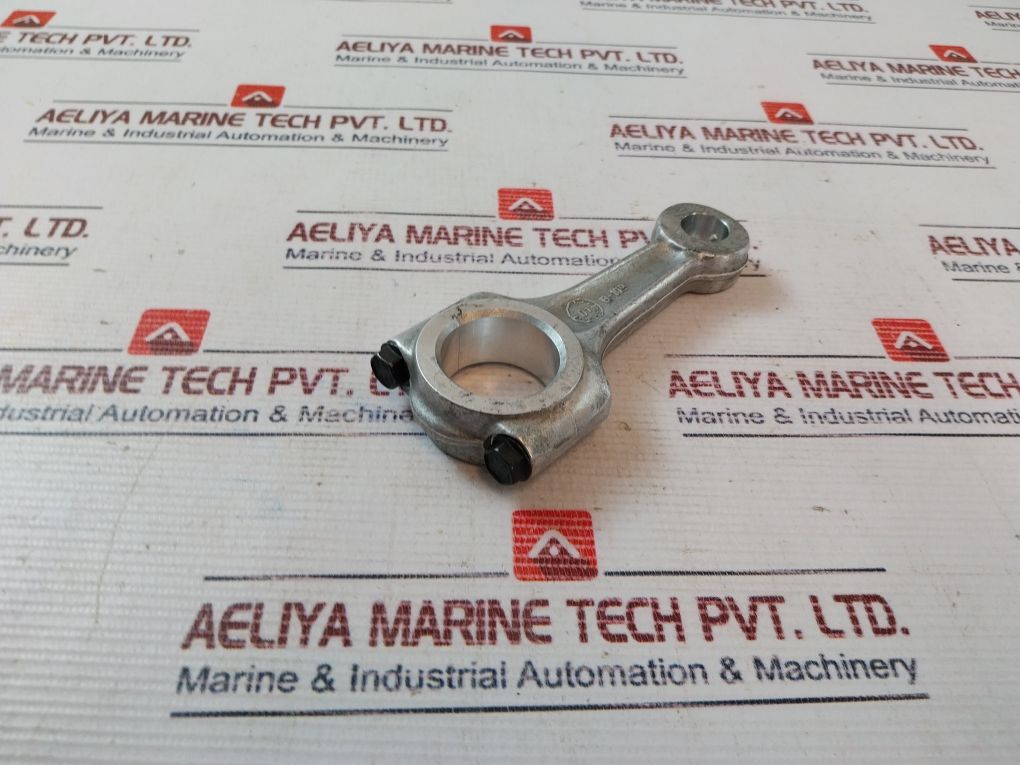 B-109 Connecting Rod 01031