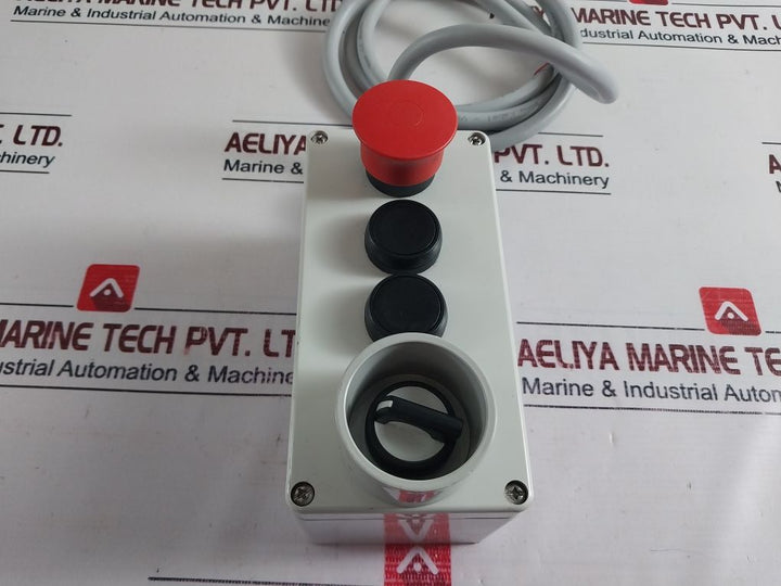 Baco 33E11 Red Push Pull Switch 10A 690V Ac