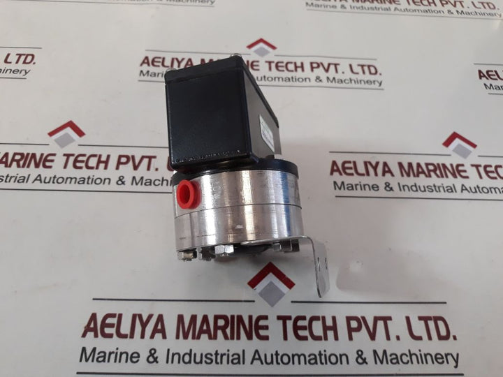 Bailey & Mackey 1382V Pressure Switch