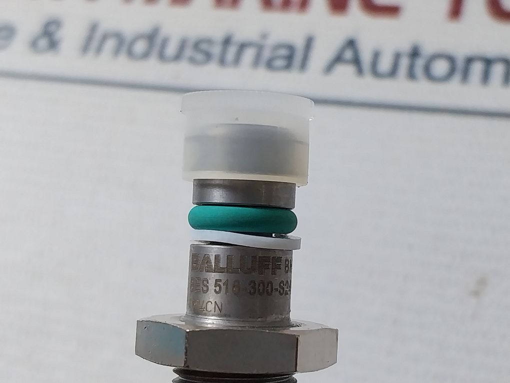 Balluff Bes 516-300-s240-d-pu-03 Inductive Sensor M12