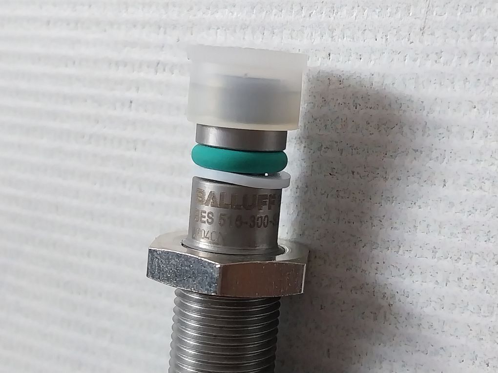 Balluff Bes 516-300-s240-d-pu-03 Inductive Sensor M12