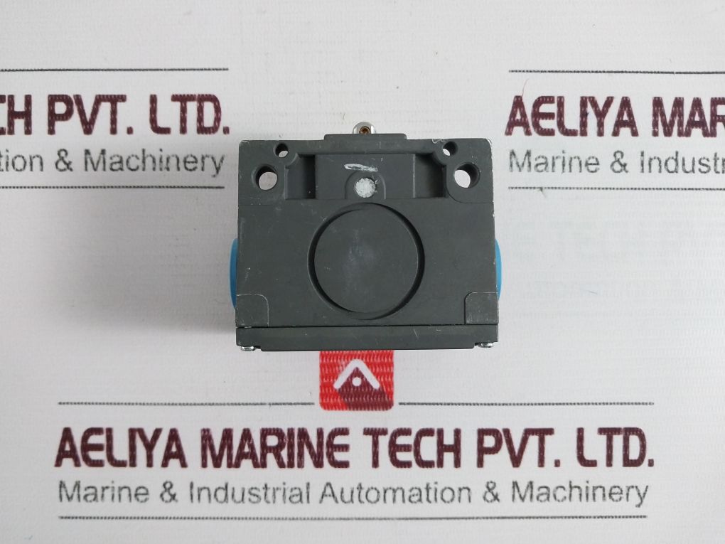 Balluff Bns 819-b03-r12-61-12-10