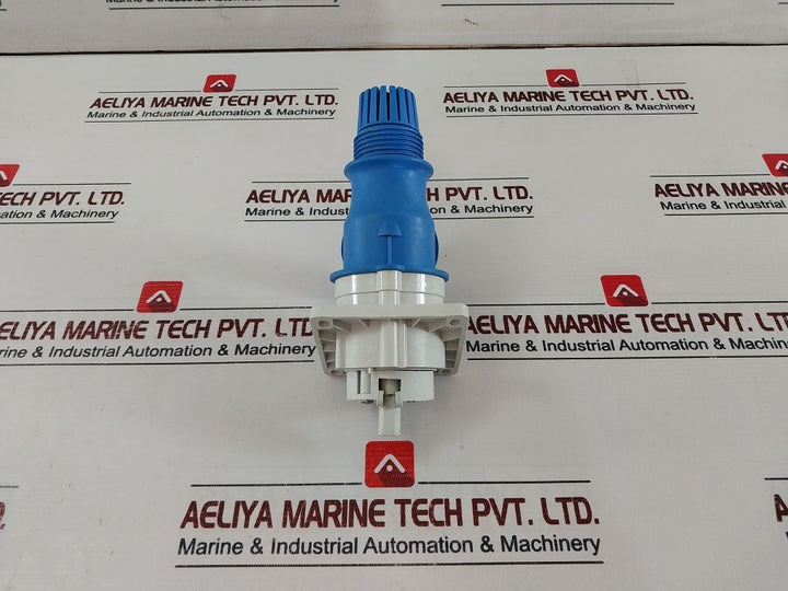 Bals Cee Norm 32-6H/200-250V Plug Connector 12310 Ip44 500V Ac