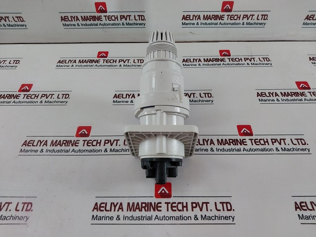 Bals Cee Norm 63-6H/200-250 Ac Plug 12135 Ip44