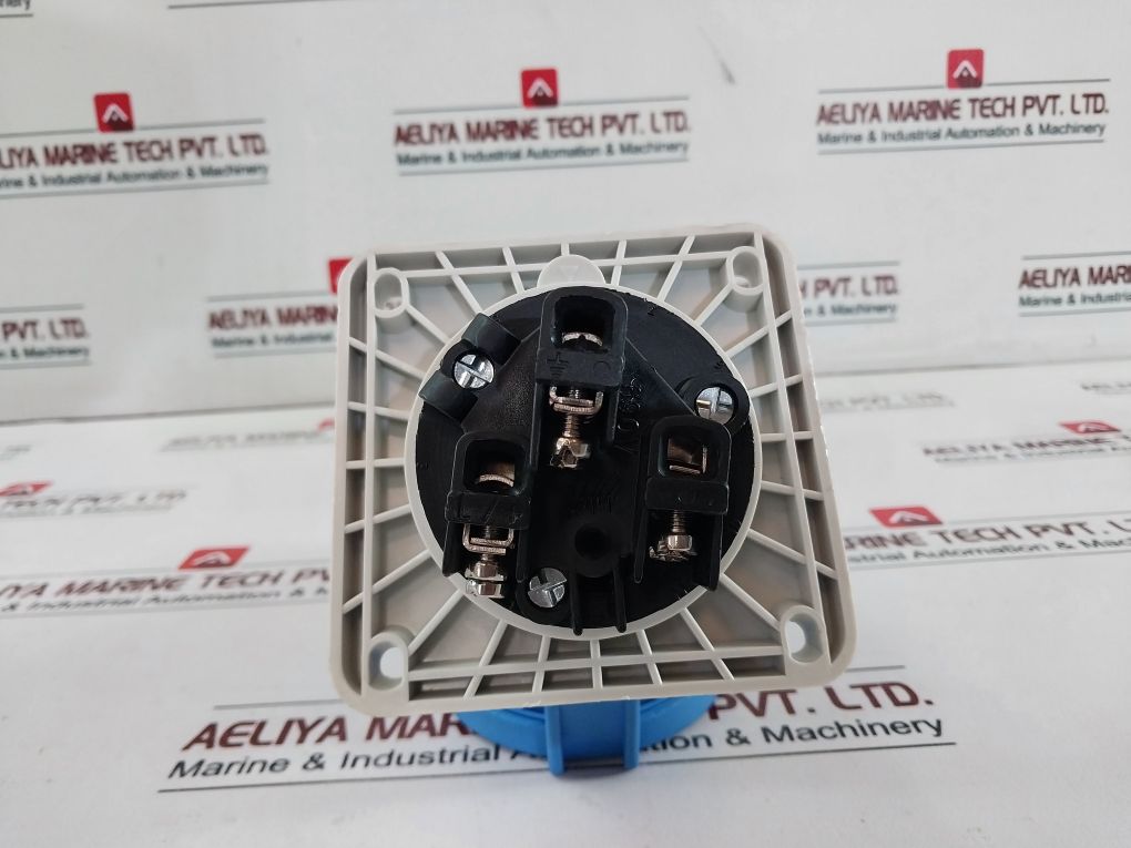 Bals Cee Norm 63-6H/200-250 Ac Plug 12135 Ip44