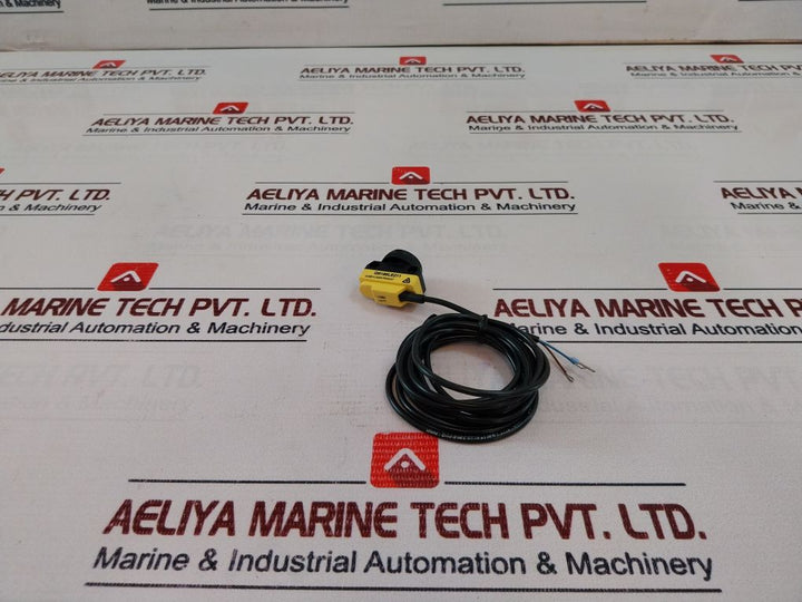Banner Qs186Le211 Photoelectric Sensor