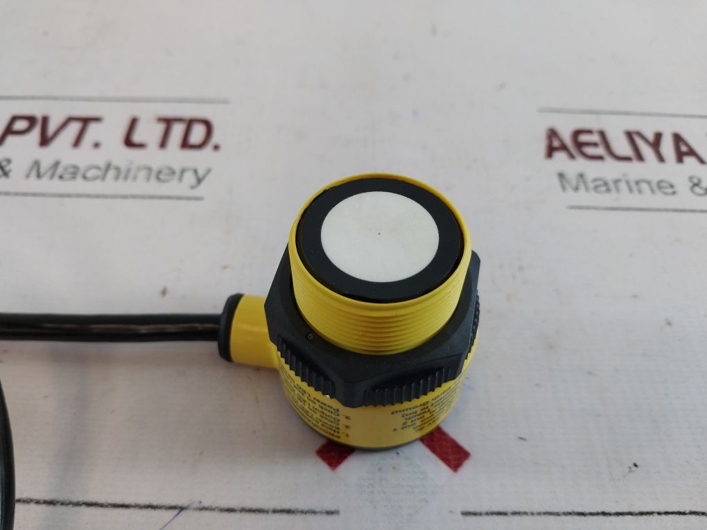 Banner T30Uhpb Pump Control Ultrasonic Sensor