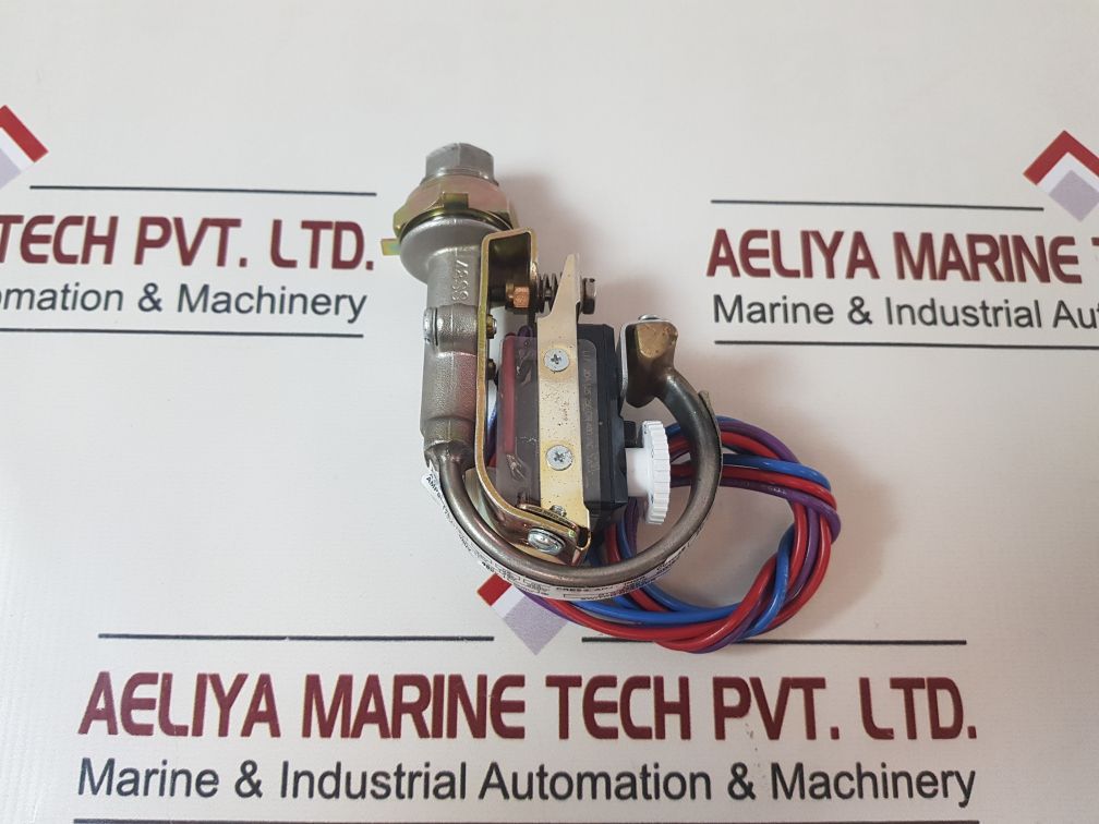 Barksdale B1S-s48Ss Pressure Switch 240-4800 Psi
