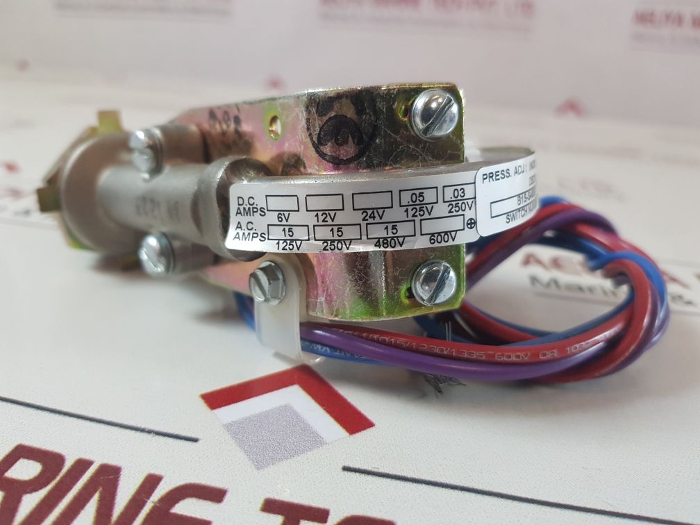 Barksdale B1S-s48Ss Pressure Switch 240-4800 Psi
