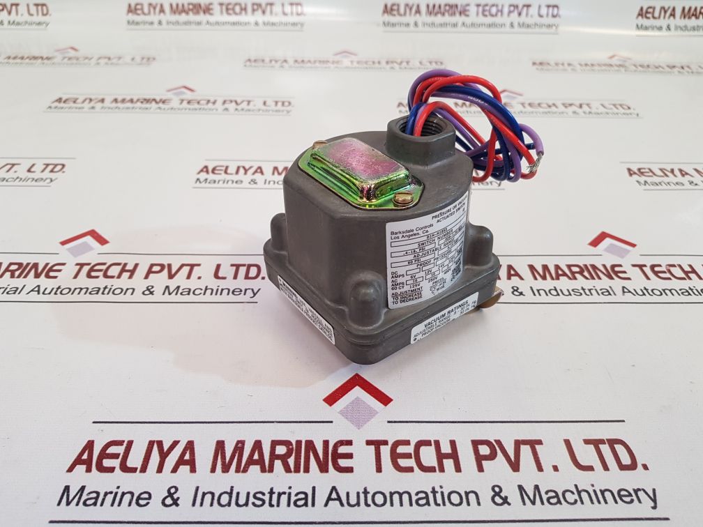 Barksdale D1H-h18Ss Pressure Or Vacuum Actuated Switch