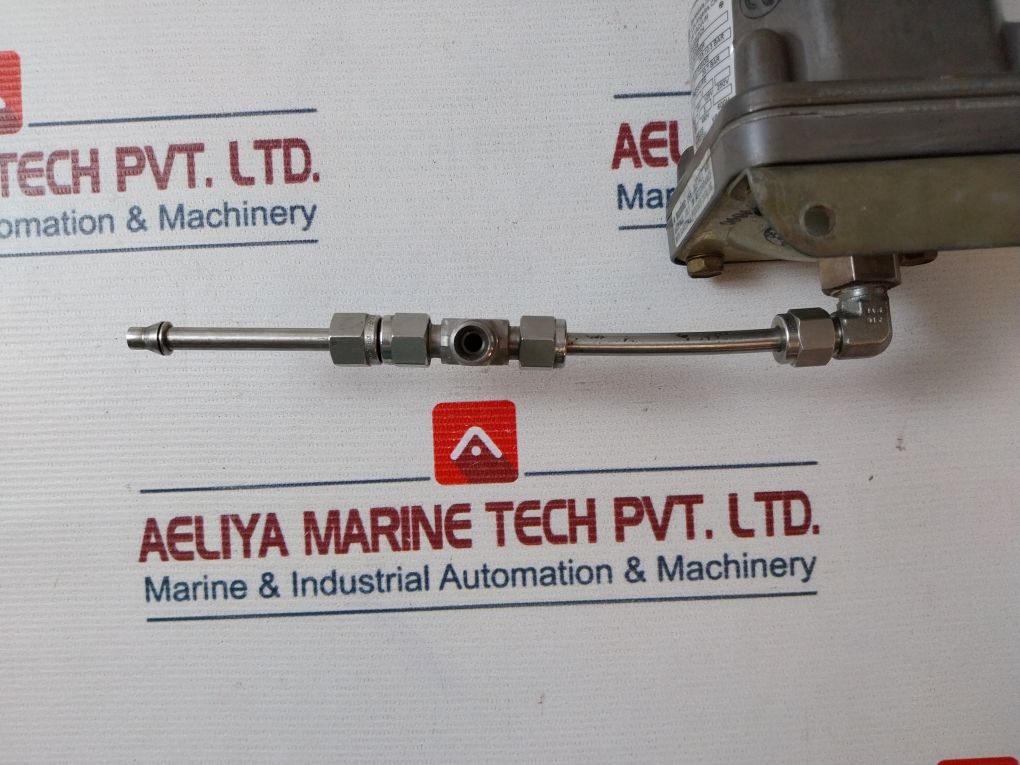 Barksdale D2H-a150Ss Vacuum Actuated Switch