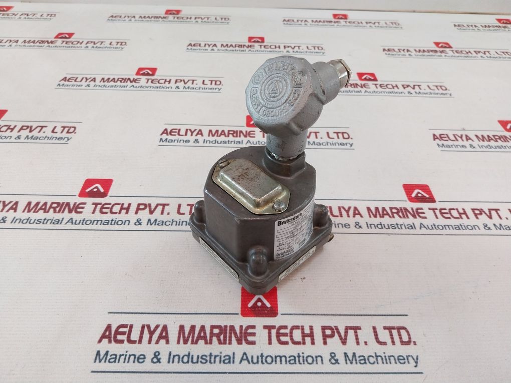 Barksdale D2H-a150Ss Pressure Or Vacuum Actuated Switch