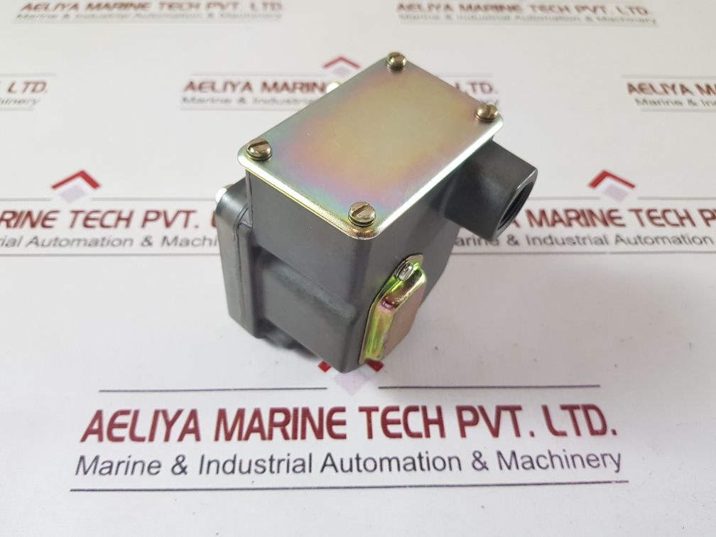 Barksdale d2t-h18ss pressure switch