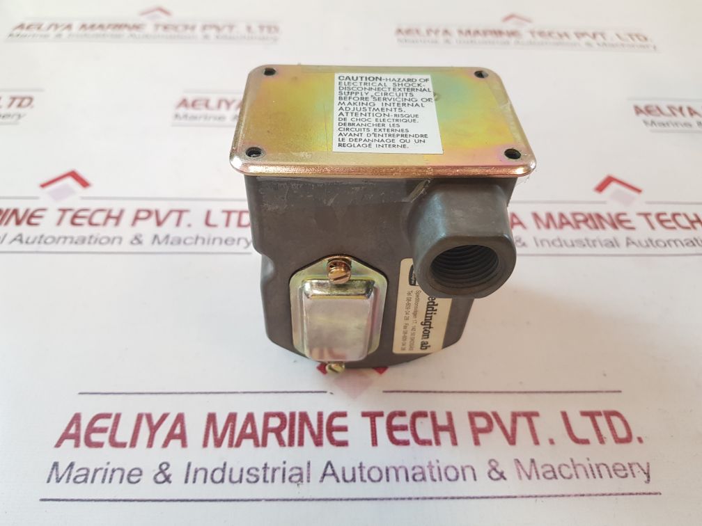 Barksdale d2t-h18ss pressure switch