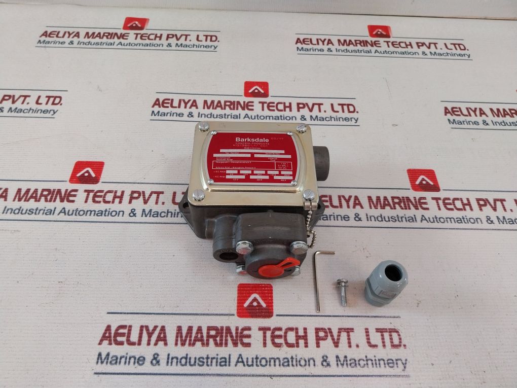 Barksdale P1H-k340-gl Pressure Switch With Test Cock 137 Bar