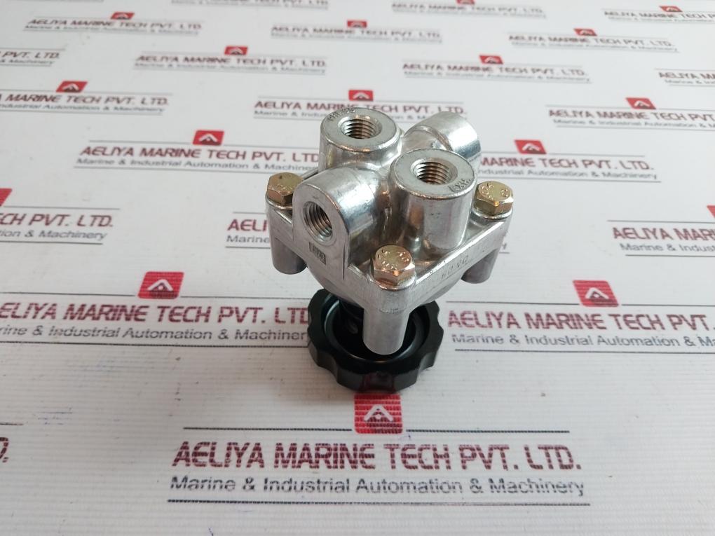 Barksdale Valve 9001-m-e 4-way 3 Position Air Valve 2720568-01