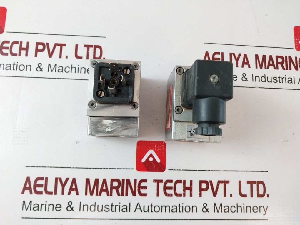 Barksdale X1T-4000-25 Pressure Switch X1T-0173