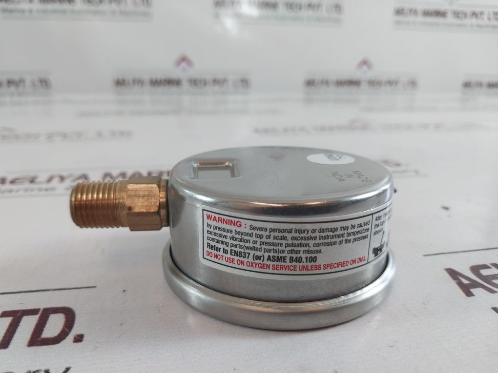 Baumer L503.59-03267 Kl. 1,6 Pressure Gauge 0-4 Bar,0-60 Psi