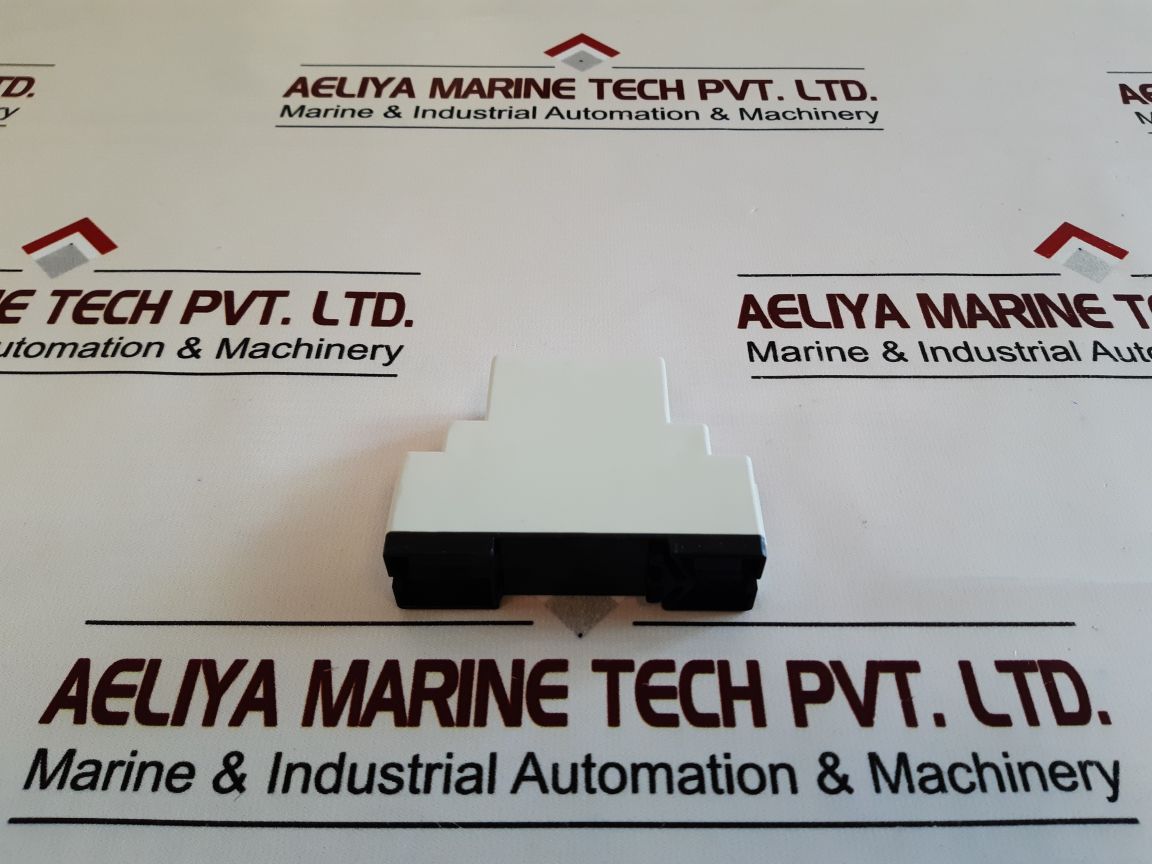 Baumer 82 33-114 Loopisolator Isolation Amplifier
