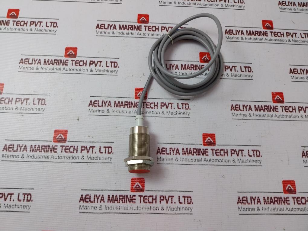 Baumer Electric Ifr 30.26.16/L Inductive Proximity Switch