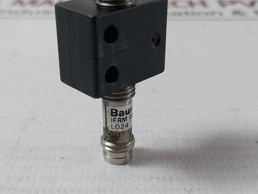 Baumer Electric Ifrm 08P1703/S35L Proximity Sensor