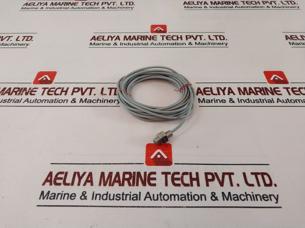 Baumer Electric Ifrm 08P1713/L Inductive Proximity Switches Sensor 10-30Vdc