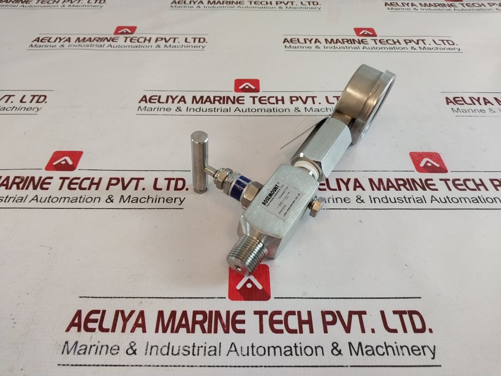 Baumer En 837-1 Pressure Gauge With Rosemount C306111125-0000 Valve