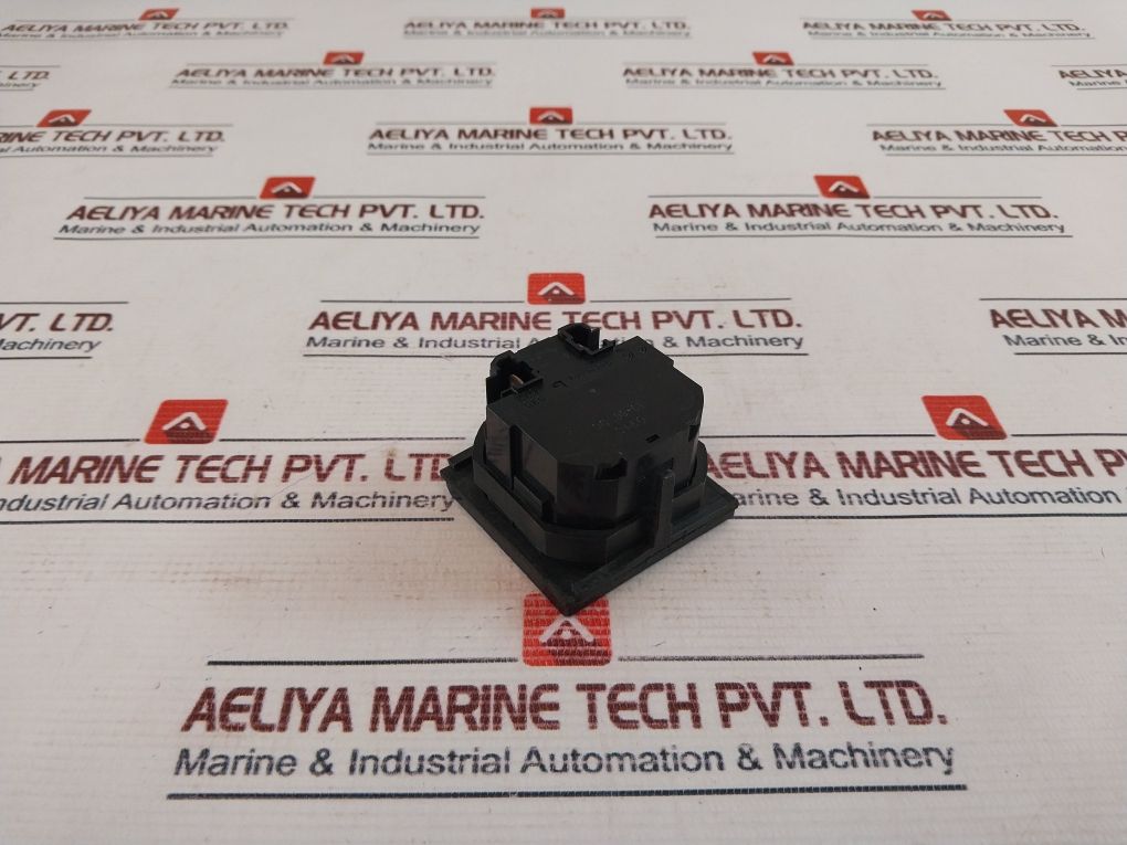 Bauser 630 632 Hour Counter 10-80Vdc 