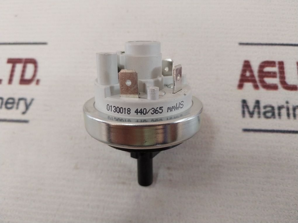 Beck 901 Pressure Switch 440/365 Mmws