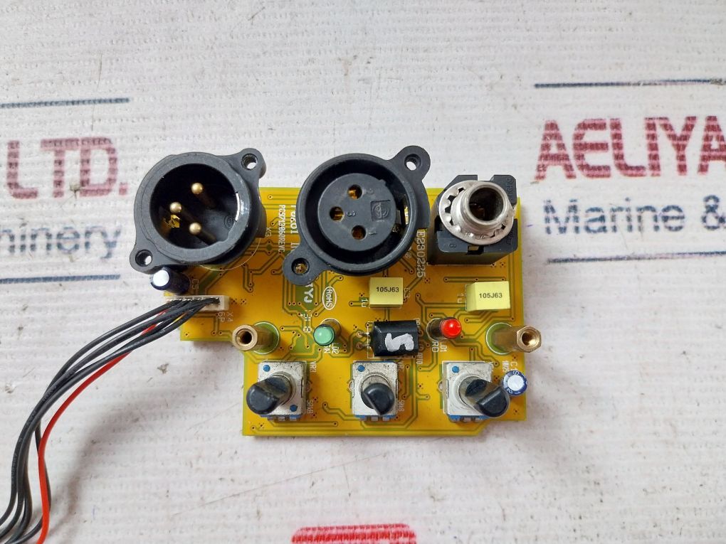 Behringer E230225 Control Board