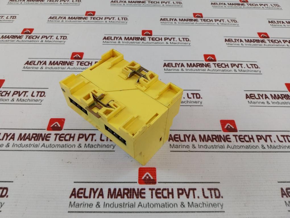 Bender Rcma472Ly Residual Current Monitor B94042007 50/60Hz