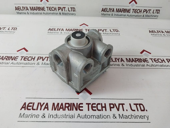 Bendix T-294866-d 2 Way Relay Valve