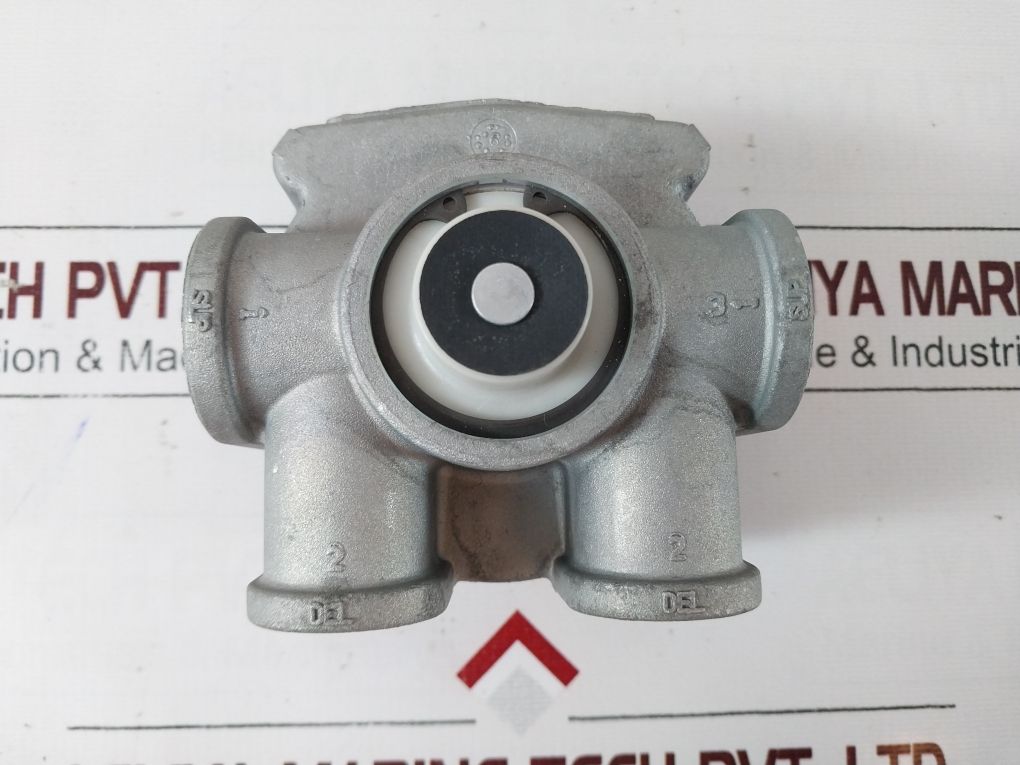 Bendix T-294866-d 2 Way Relay Valve