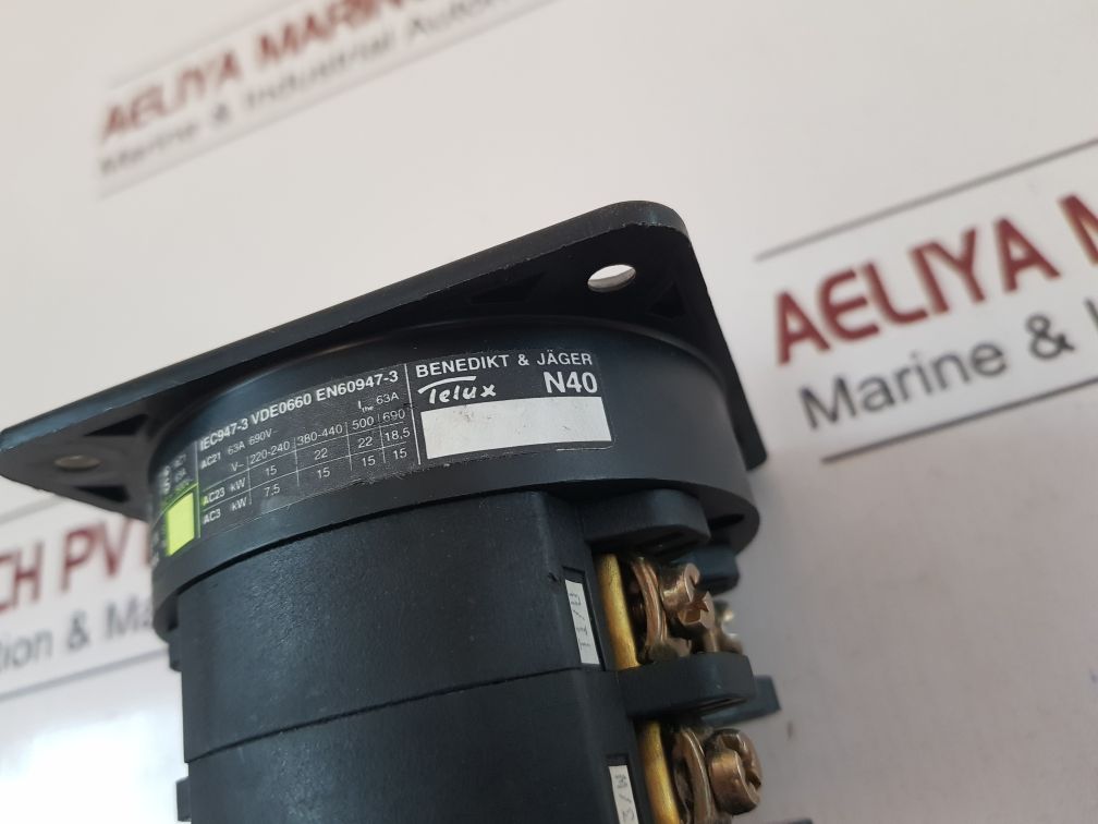 Benedikt & Jager N40 Cam Switch