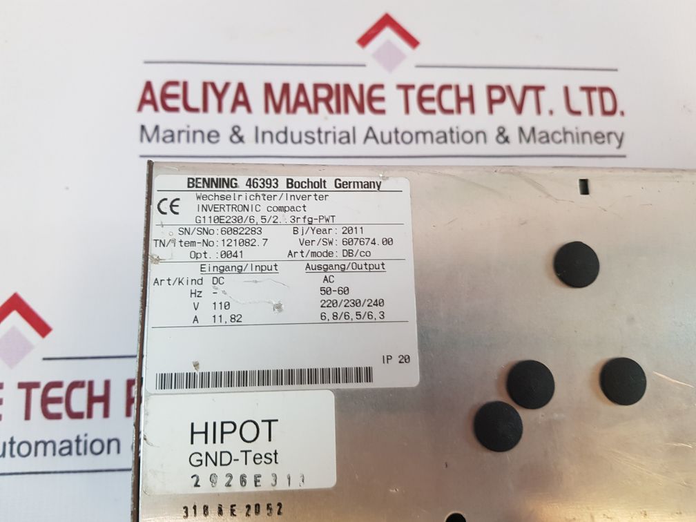 Benning 46393 Invertronic Compact Inverter