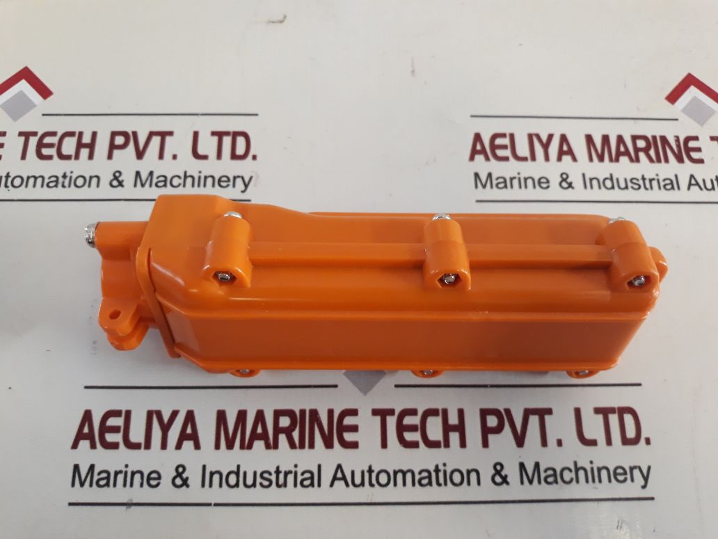 Bentex-linger Cob 62 Water Proof Push Button Switch