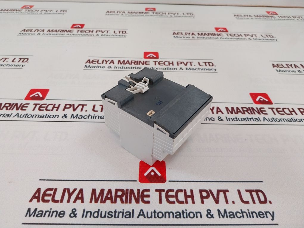 Berker 7531 20 07 Universal Dimming Actuator 2 Fold 230V 50/60Hz